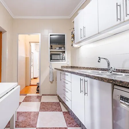 10 Townhouse Central